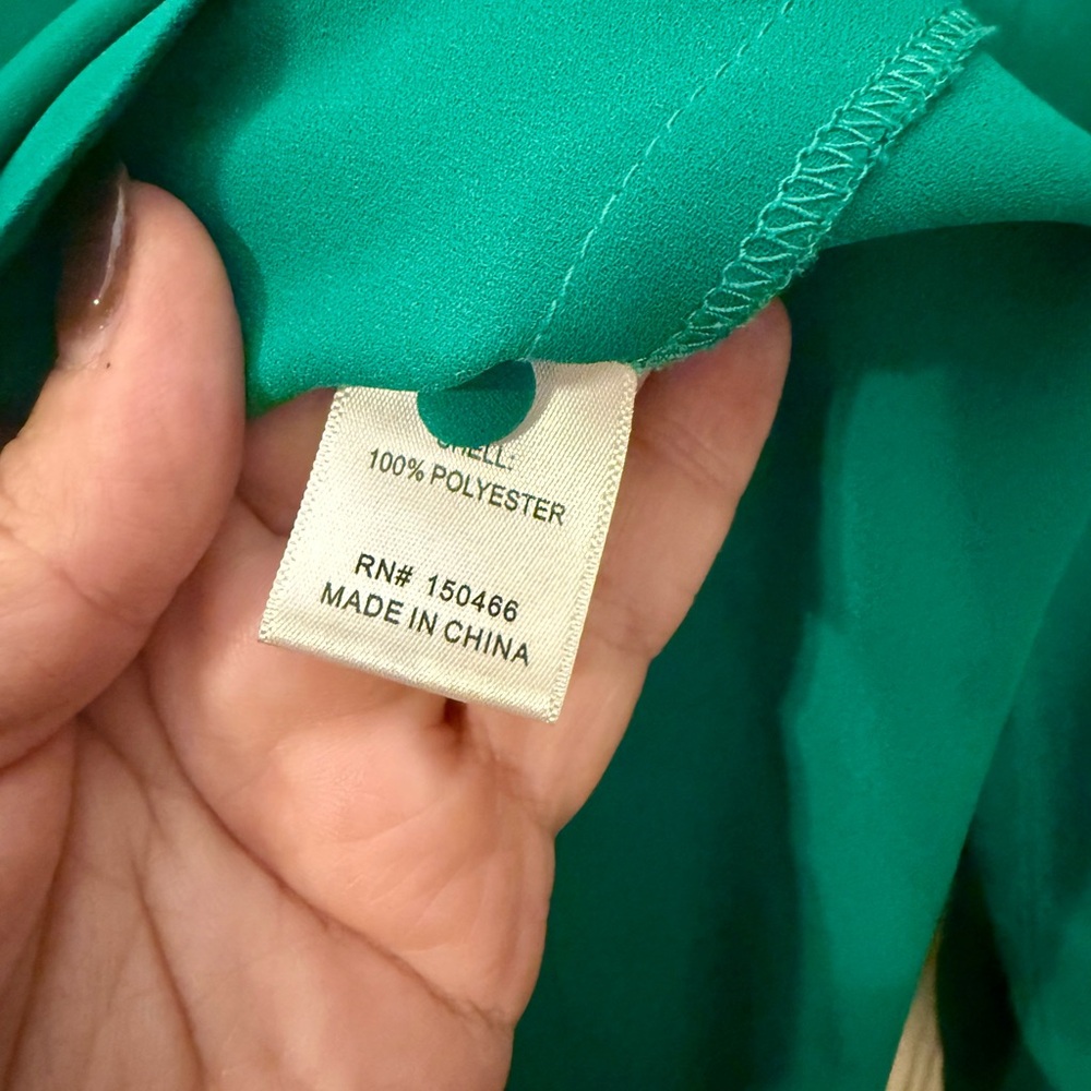 Karie Split Neck High-Low Hem Blouse - Holidays - image 5